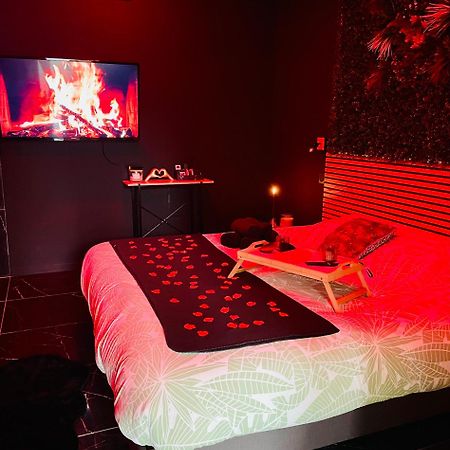 Jungle Love Room De L Hermitage Tournon-sur-Rhone Exterior foto